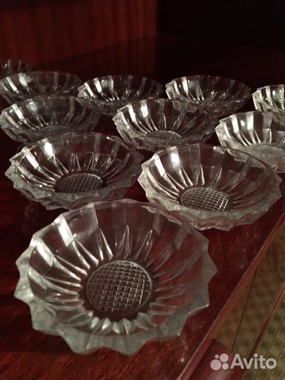 Сервировочные розетки хрустальные, ва для фруктов