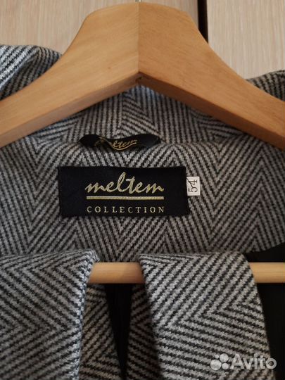 Пальто женское 54 размер