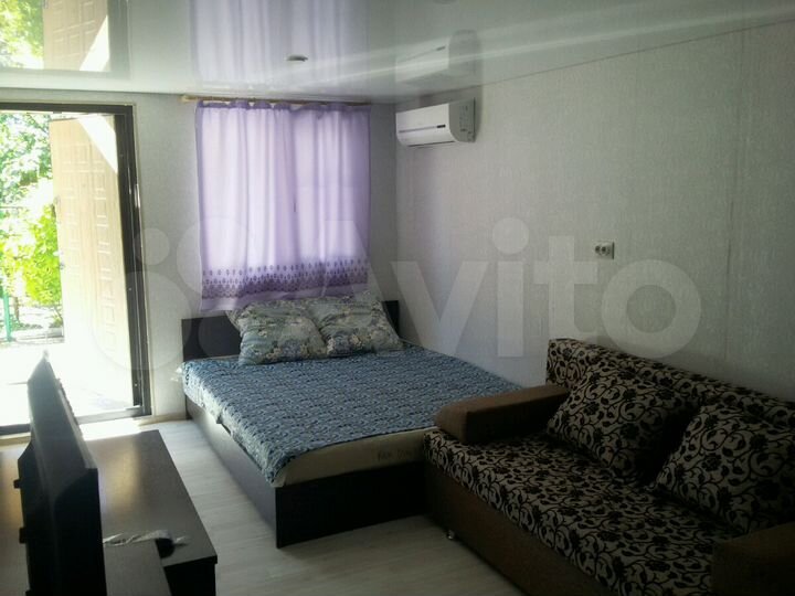 Комната 30 м² в 5-к., 1/2 эт.