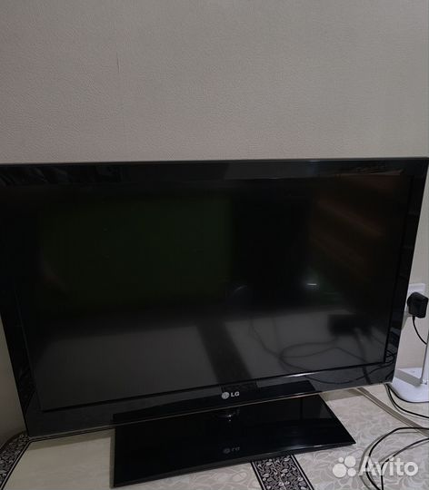 Телевизор LG 32LV3500