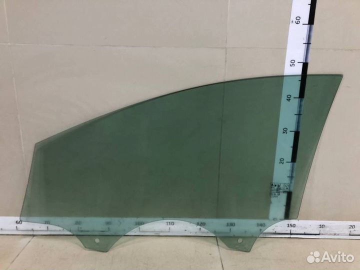 Стекло двери передней правой Ford Focus 3 2011
