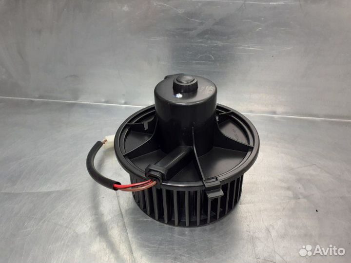 Моторчик отопителя Volkswagen Passat B3 1988-1993