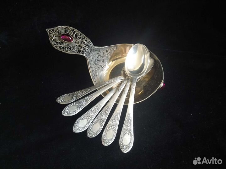 Мельхиоровые ложки 50-70 х. Орешница мельхиор