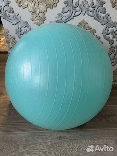 Гимнастический мяч