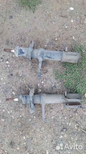 Стойки передние от Приоры