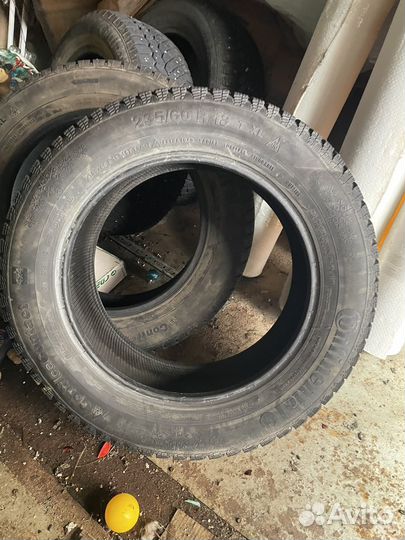 Continental ContiIceContact 4x4 235/60 R18 107T