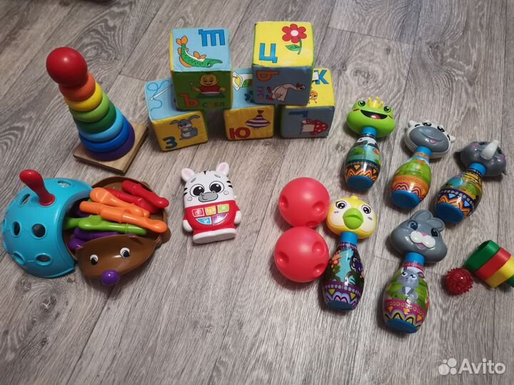 Развивающие игрушки пакетом