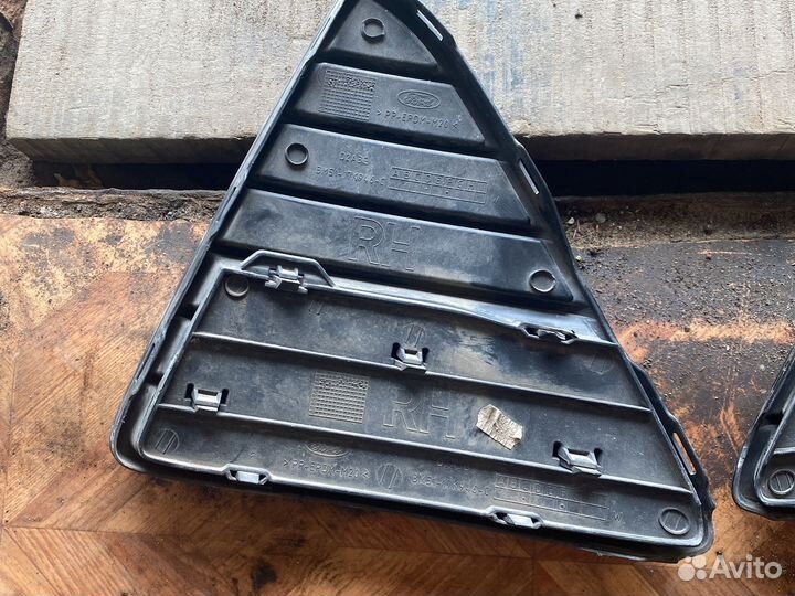 Накладки передние форд фокус 3