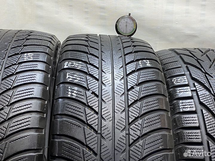 Bridgestone Blizzak LM-001 205/55 R17