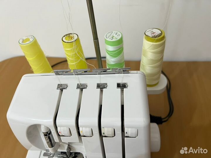 Оверлок для швейной машины