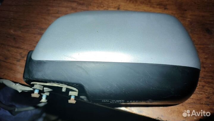Зеркало левое Toyota Sienta 2003-2006