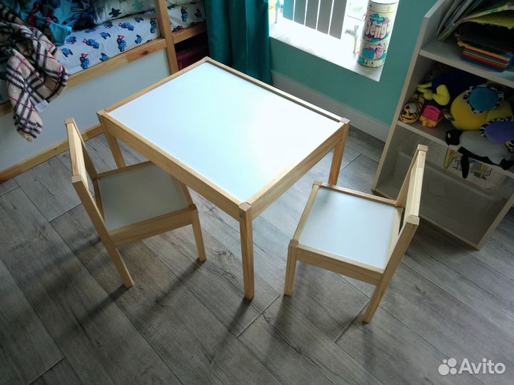 Детский стол и 2 стула IKEA латт (Latt)