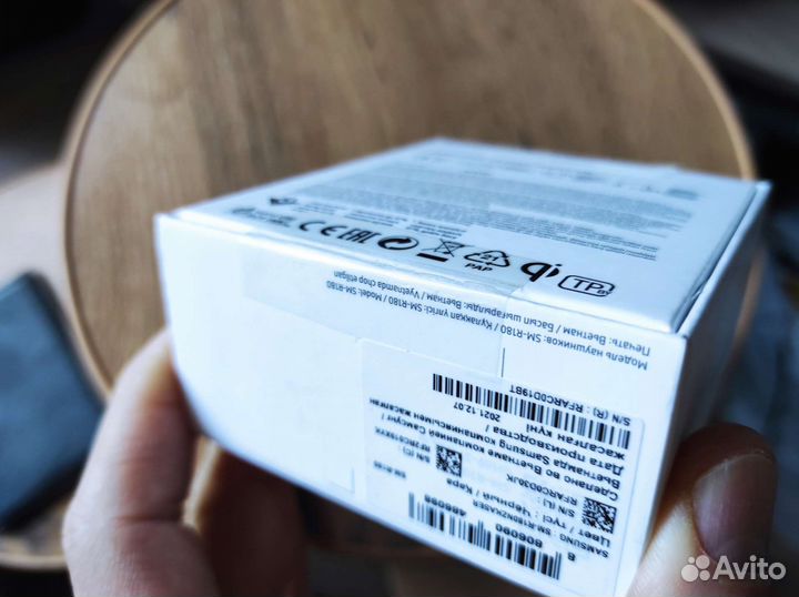 Наушники Samsung galaxy buds live