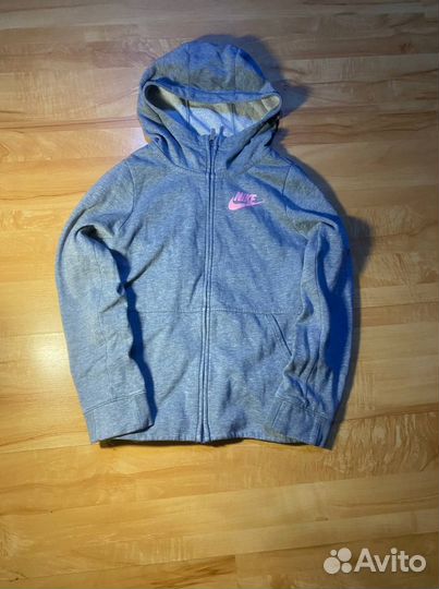 Nike tech fleece type