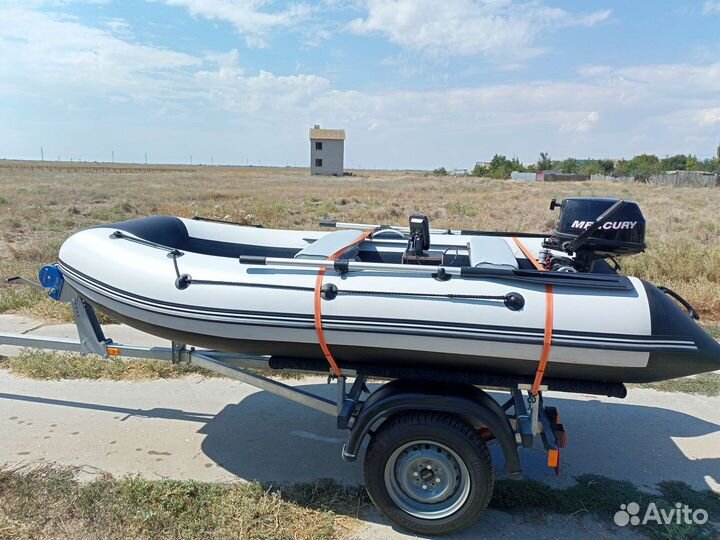 Лодка 320, мотор, прицеп, эхолот