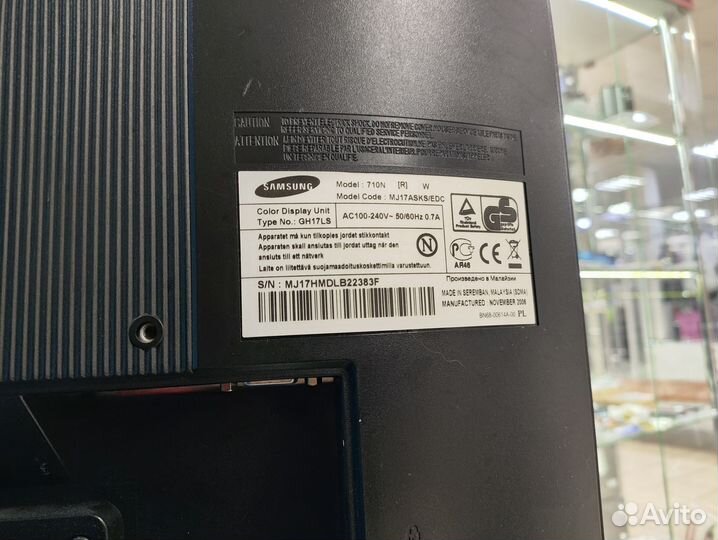 Монитор Samsung SyncMaster 710N с дефектом