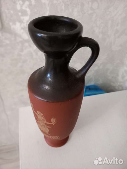 Ваза, фаянс