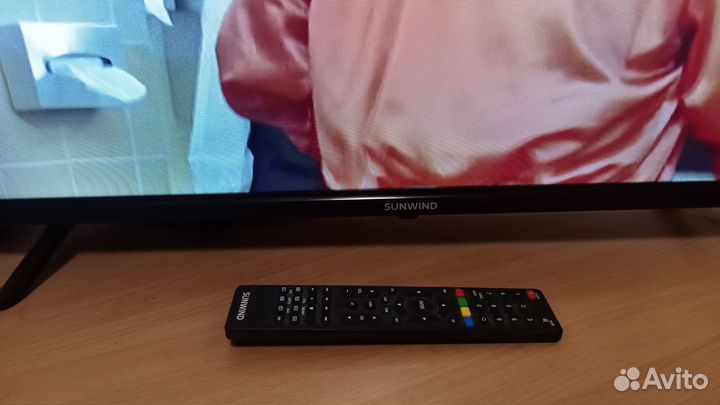 Телевизор Sunwind 32 дюйма