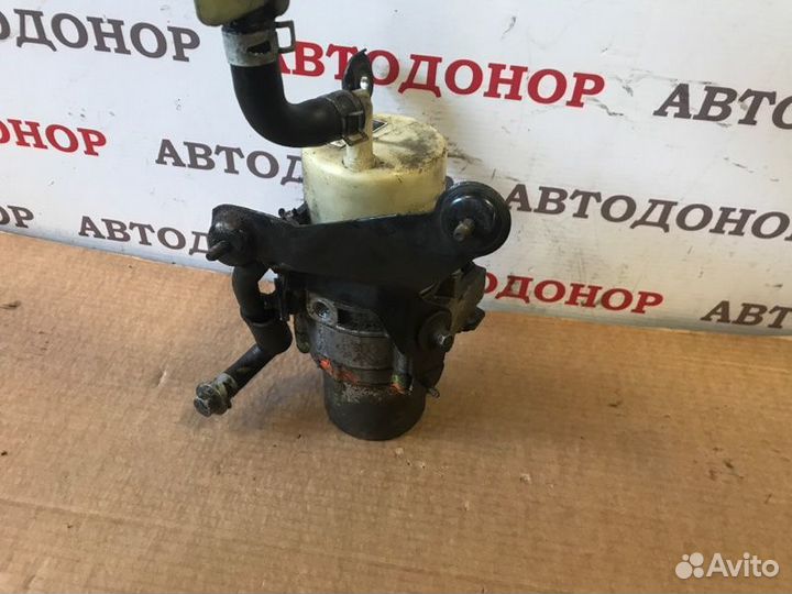 Насос гидроусилителя руля Mazda 3 2006