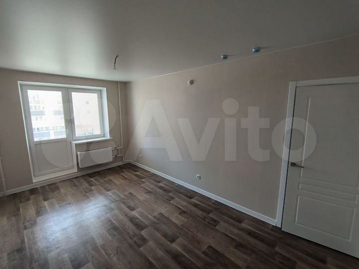 2-к. квартира, 60 м², 5/17 эт.