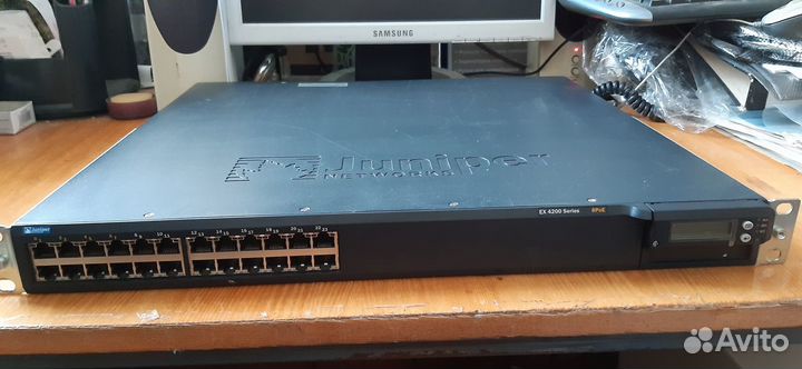 Коммутатор Juniper EX4200-24T Gigabit + 8 PoE