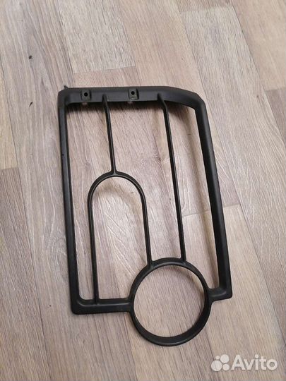 Накладка левой фары Land Rover Discovery 3 2005