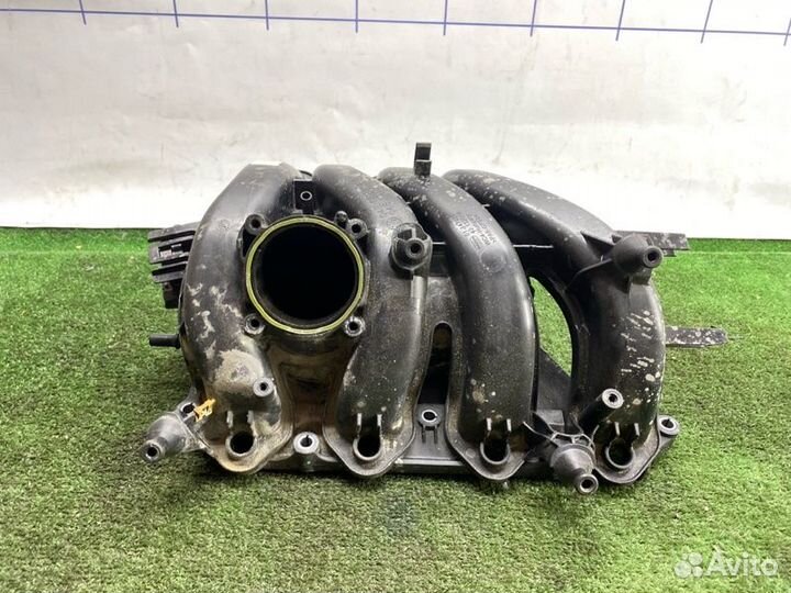 Коллектор впускной Skoda Rapid седан CWV 2018