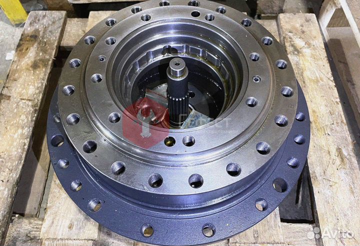 Редуктор хода Volvo EC140BLC