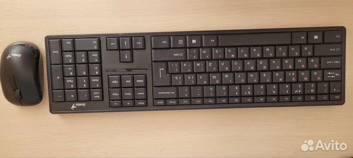 Беспроводная мышь и клавиатура