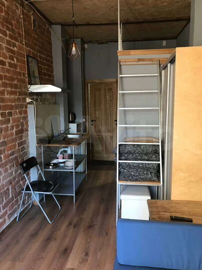 Комната 18 м² в 4-к., 2/5 эт.