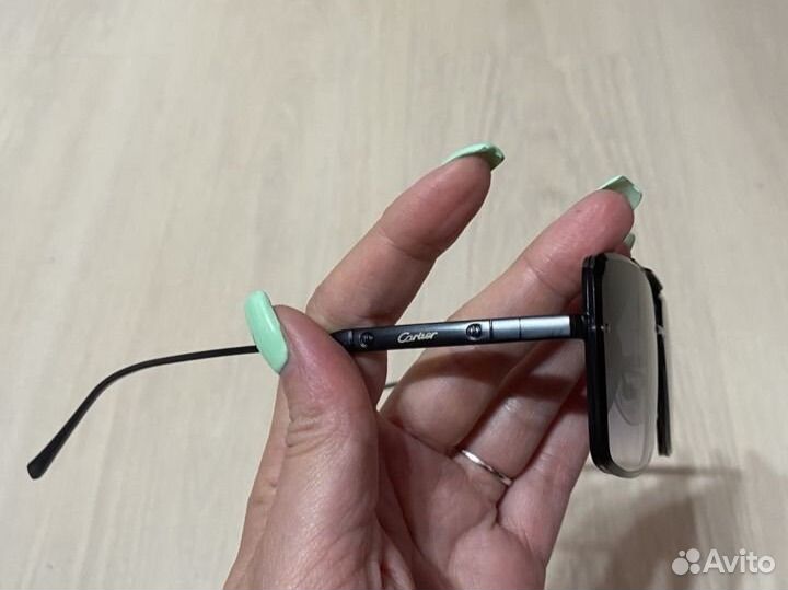 Солнцезащитные очки Cartier