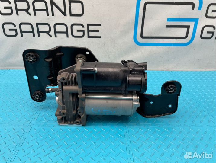 Компрессор пневмоподвески Bmw X5 E70 N52B30AF 3.0