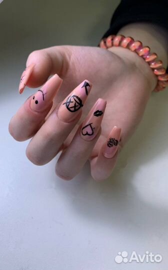 Мастер маникюра