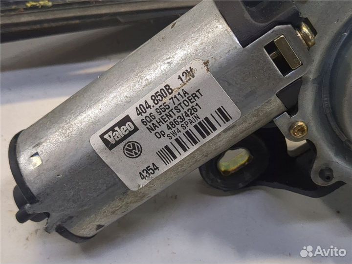 Двигатель стеклоочистителя задний Volkswagen Polo