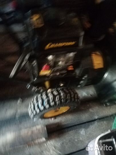 Снегоуборщик бензиновый бу