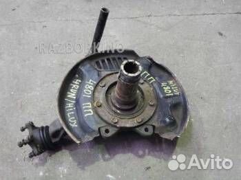 Кулак передний правый 4321135200