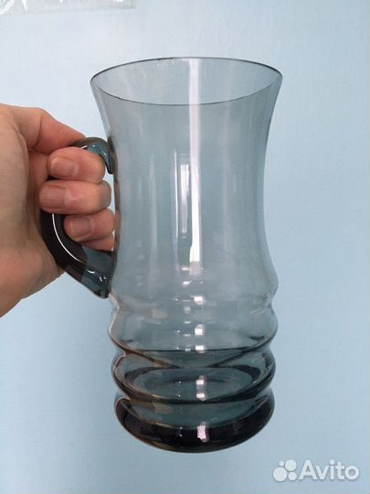 Кувшин из стекла графитного цвета