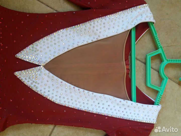 Костюм для фигурного катания на девочку 11-12лет