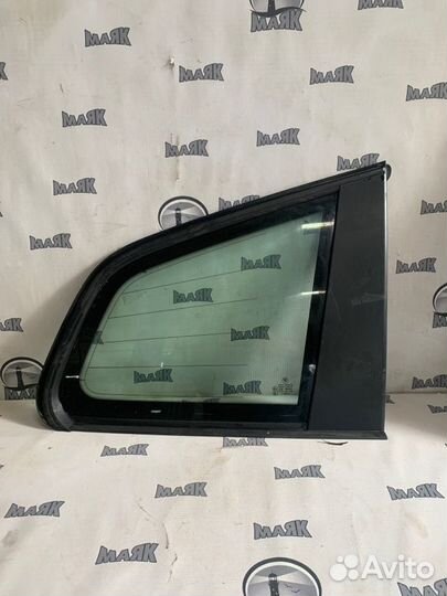 Стекло собачника заднее правое Bmw X3 E83 N52B25A