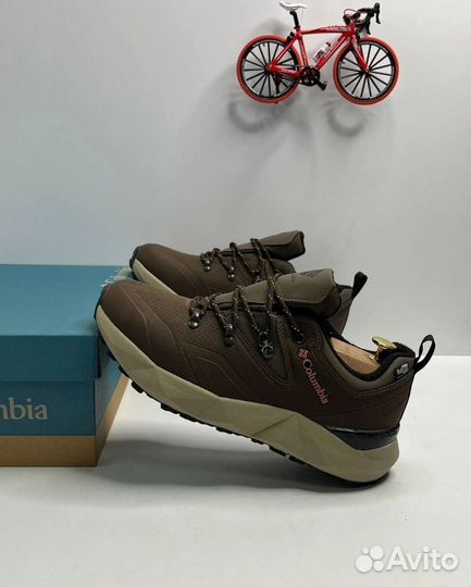 Кроссовки Columbia эргономичные