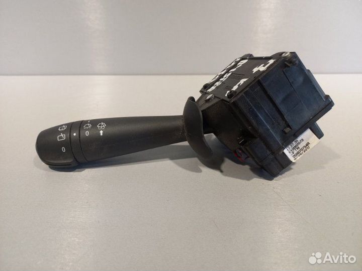 Переключатель подрулевой правый Renault Duster