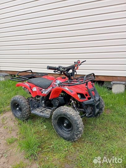 Детский квадроцикл, бензин