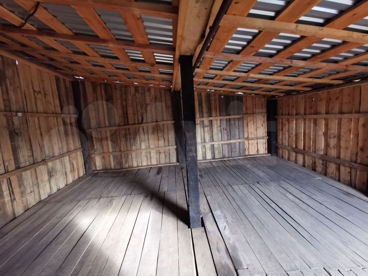 Гараж, > 30 м²