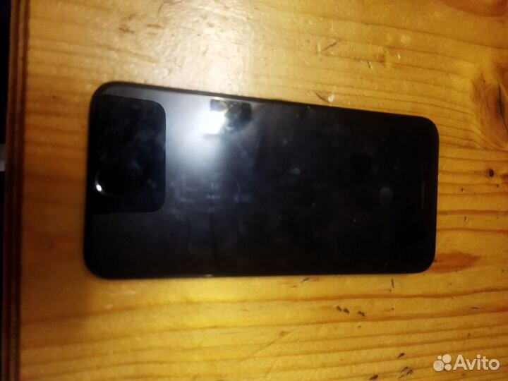 Дисплей на iPhone 8