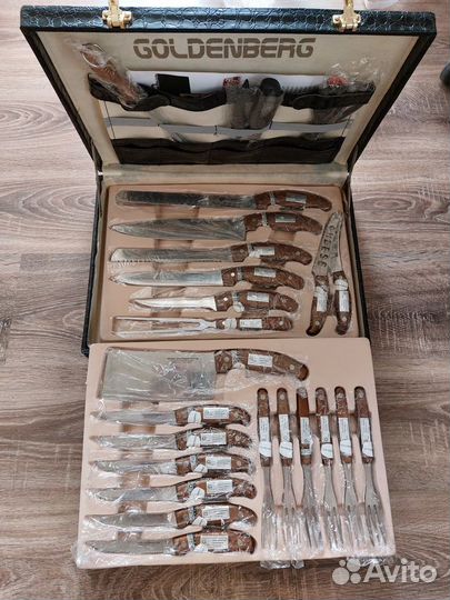 Набор ножей и столовых предметов в кейсе