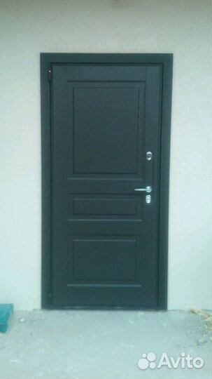 Установка металлических дверей