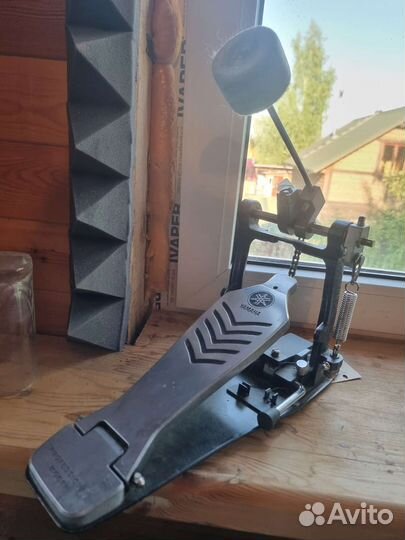 Педаль для бас барабана yamaha