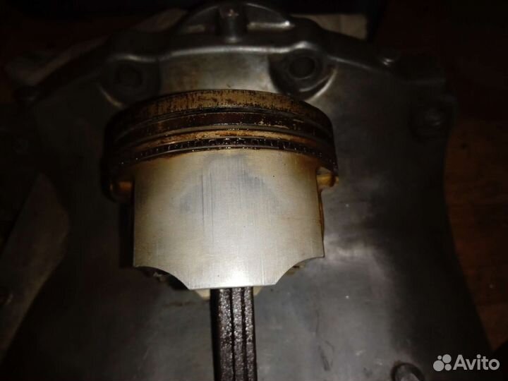 Шорт блок Mazda 323 familia bj двигатель 1.5 ZL