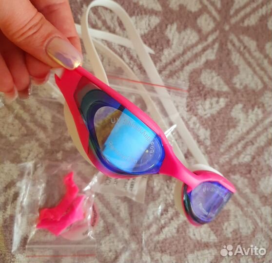 Очки для плавания