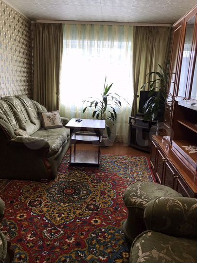 2-к. квартира, 43 м², 4/4 эт.